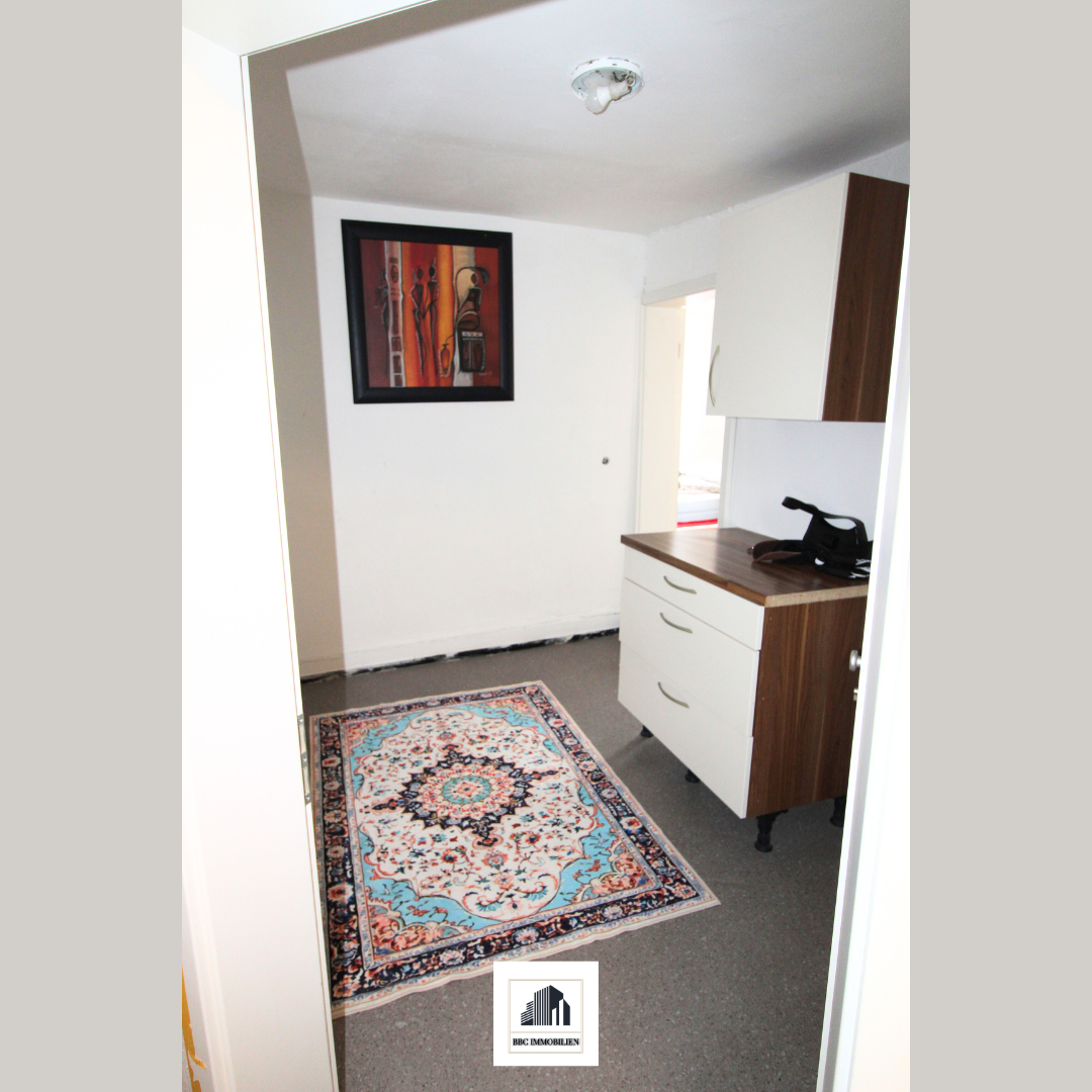 Wohn- und Geschäftshaus mit 4 Wohneinheiten – Solide Kapitalanlage in Kirchheim/Teck