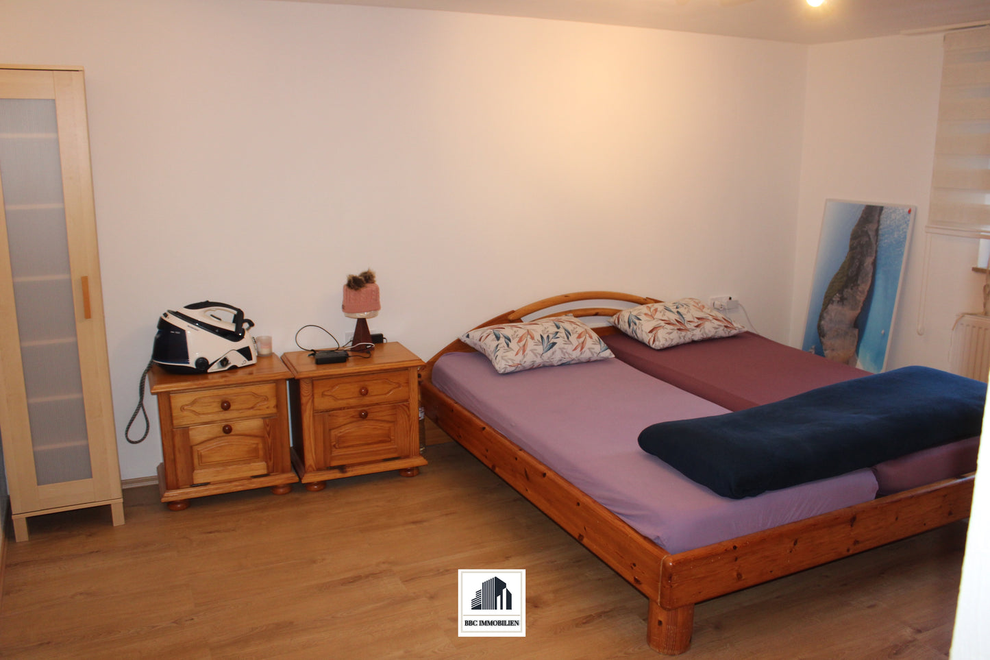 Rechte Seite eines modernen Dreifamilienhauses – Komplett saniert und vielseitig nutzbar! (72108 Ergenzingen)