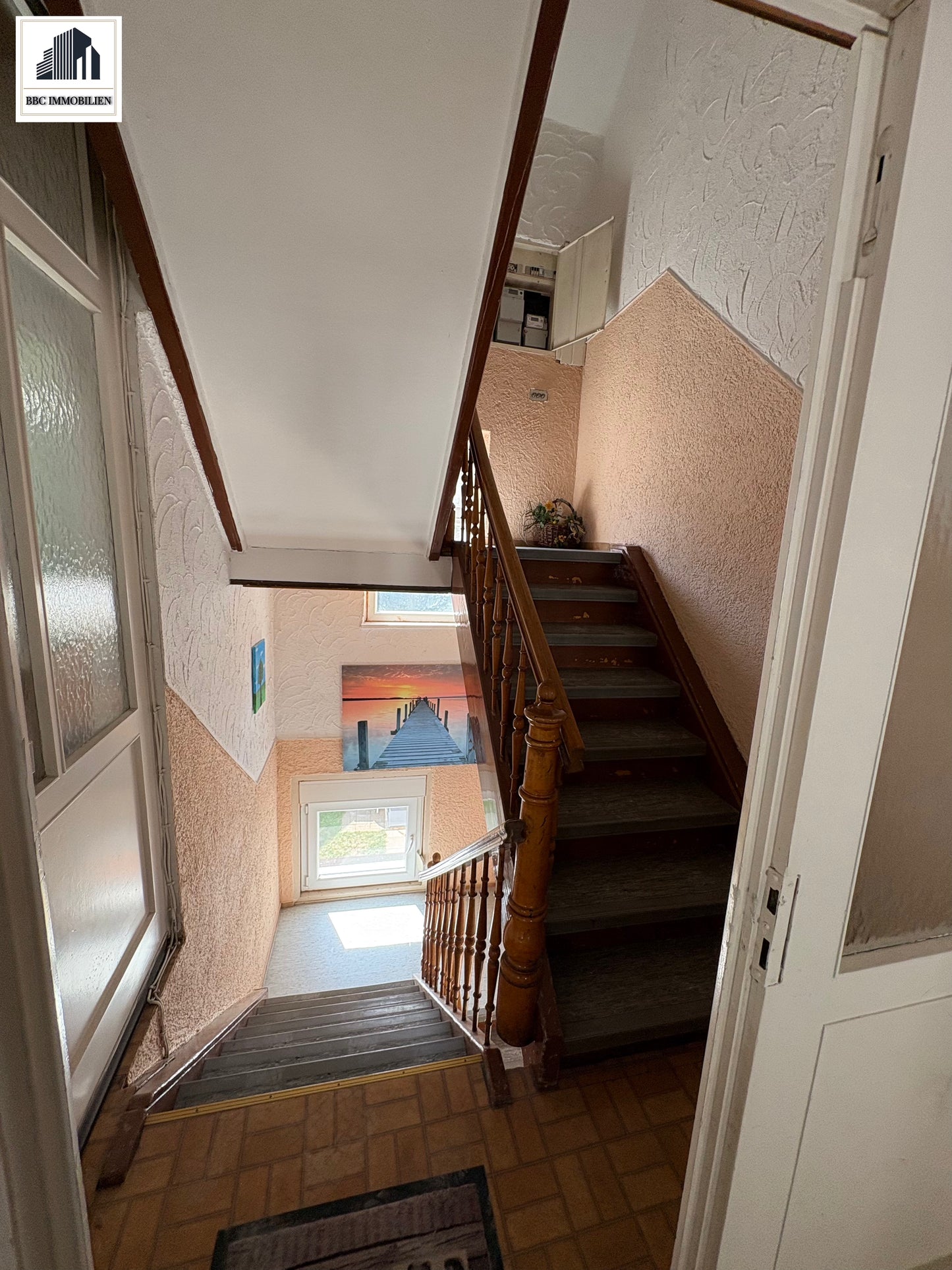 Investieren, einziehen, profitieren – attraktives 3 Mehrfamilienhaus in Bad Urach!