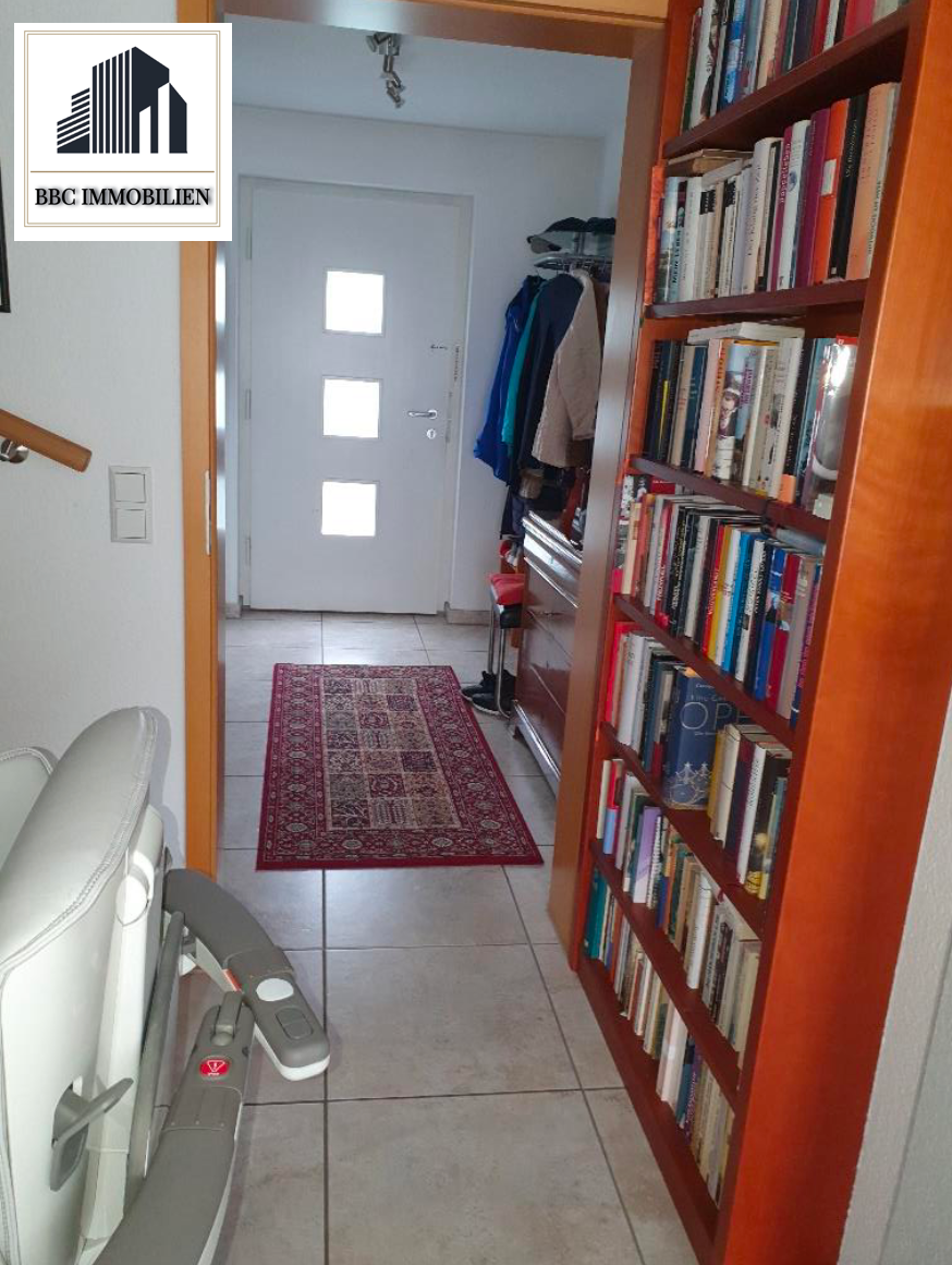 Einladende Doppelhaushälfte mit modernem Komfort und viel Platz für die ganze Familie! (71083 Herrenberg-Kuppingen)