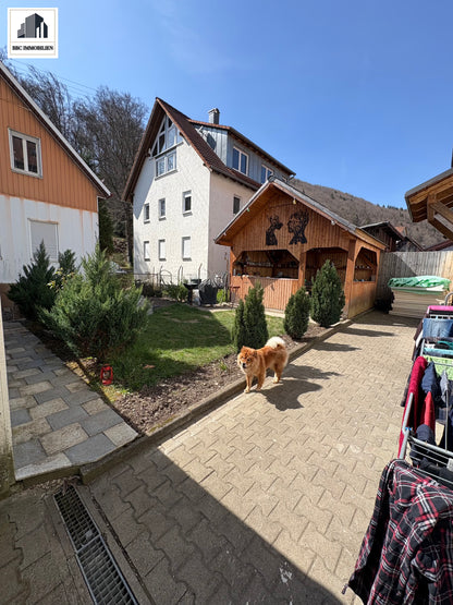 Investieren, einziehen, profitieren – attraktives 3 Mehrfamilienhaus in Bad Urach!