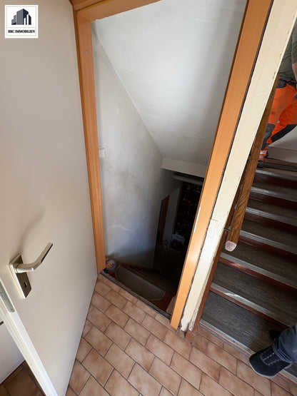 Investieren, einziehen, profitieren – attraktives 3 Mehrfamilienhaus in Bad Urach!