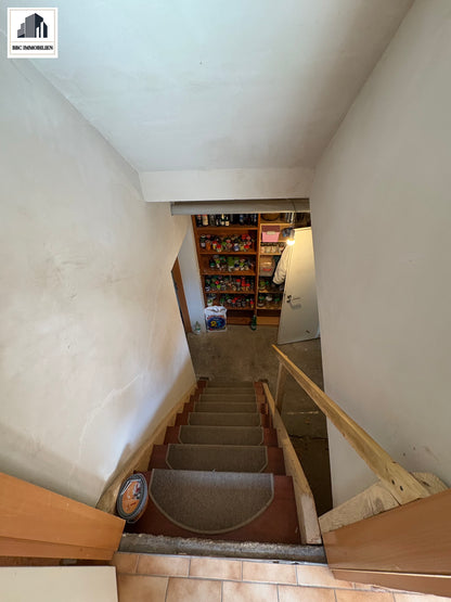 Investieren, einziehen, profitieren – attraktives 3 Mehrfamilienhaus in Bad Urach!