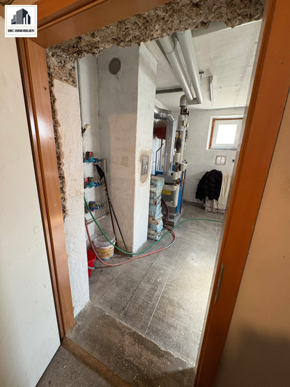 Investieren, einziehen, profitieren – attraktives 3 Mehrfamilienhaus in Bad Urach!