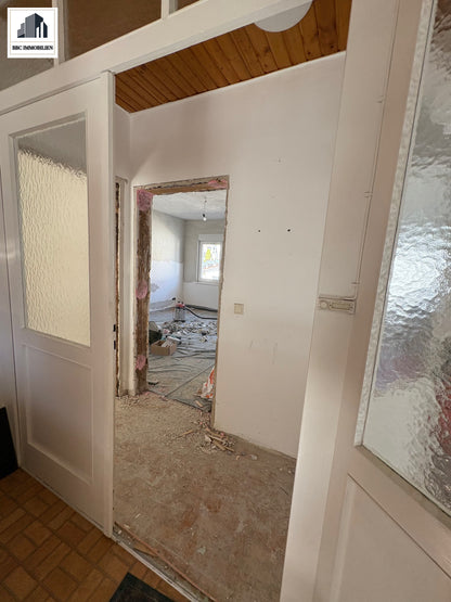 Investieren, einziehen, profitieren – attraktives 3 Mehrfamilienhaus in Bad Urach!