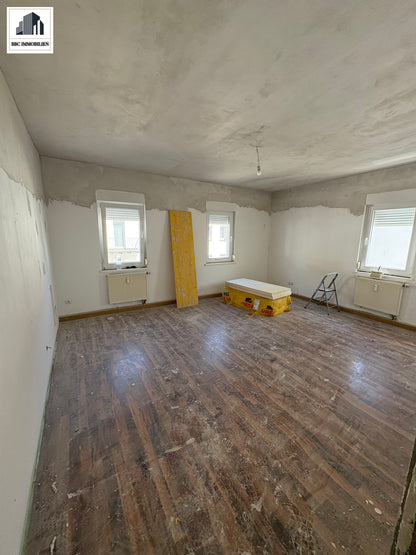 Investieren, einziehen, profitieren – attraktives 3 Mehrfamilienhaus in Bad Urach!