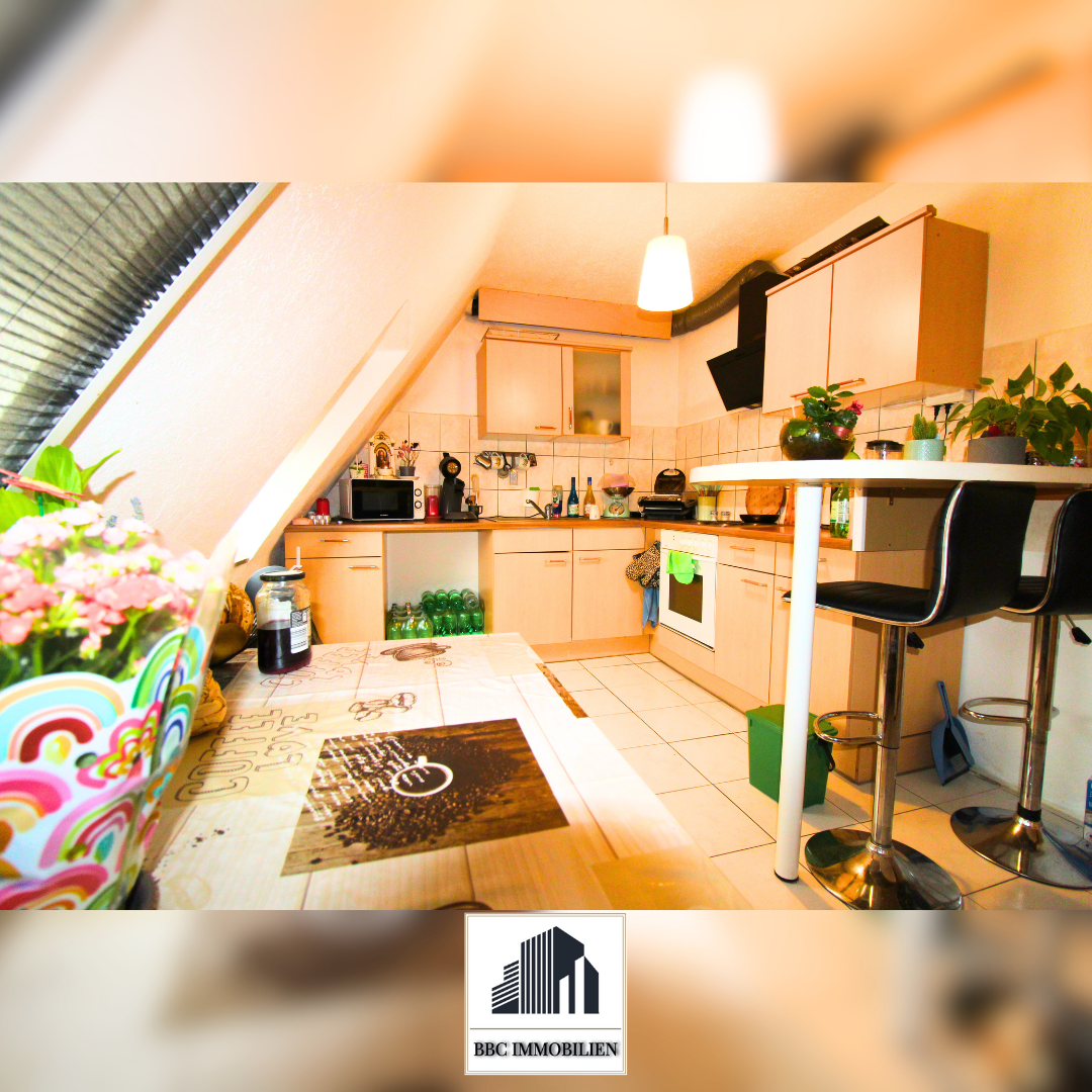 Großzügiges Zweifamilienhaus mit Ausbaupotenzial zum 3-Familienhaus – mit Garten, Garage und Gewölbekeller!