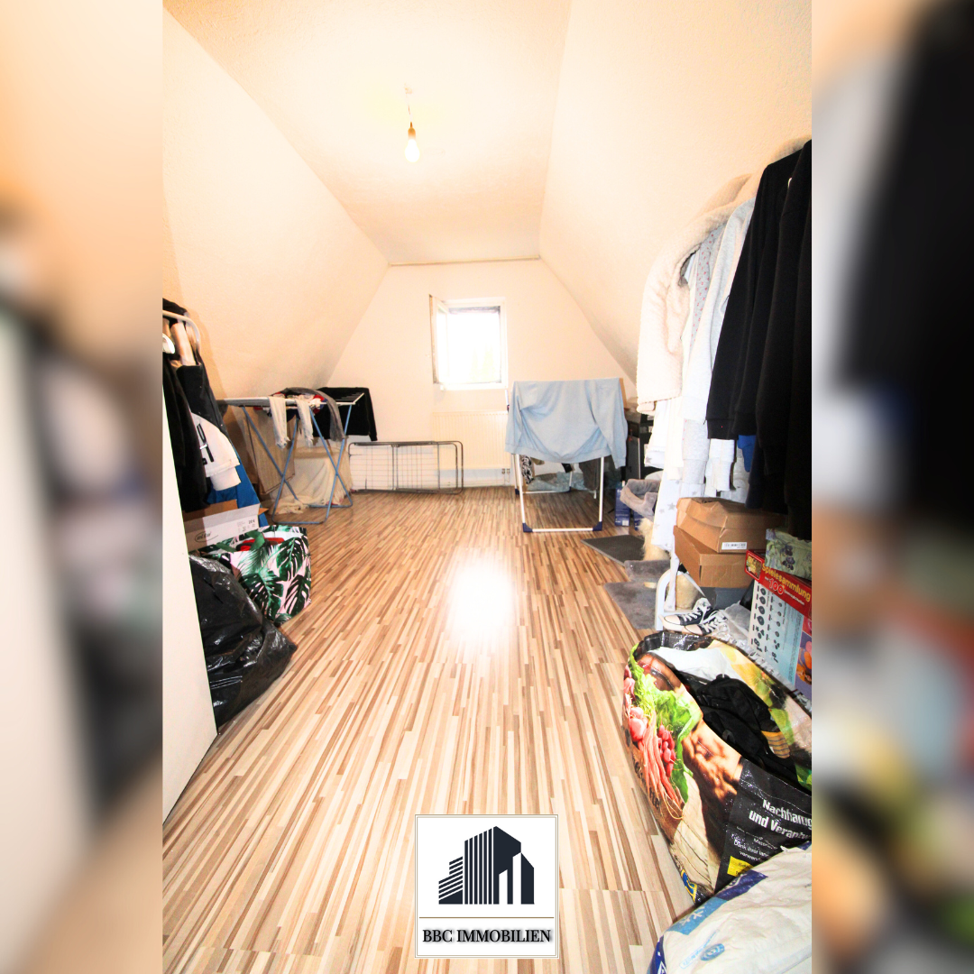 Großzügiges Zweifamilienhaus mit Ausbaupotenzial zum 3-Familienhaus – mit Garten, Garage und Gewölbekeller!